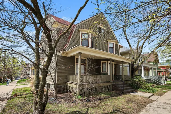 $474,900 | 201 Lafayette Avenue Northeast, Grand Rapids, MI 49503