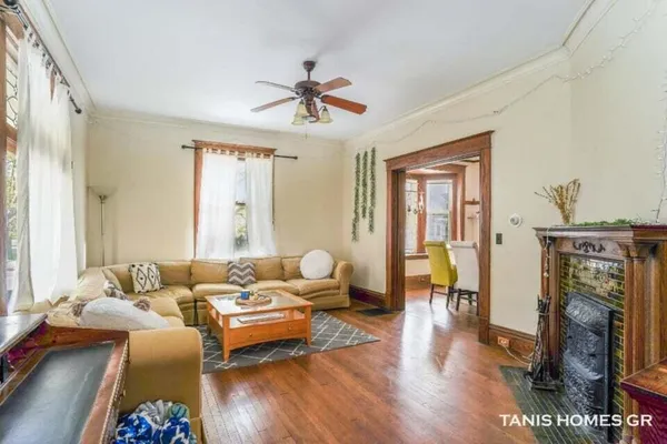 $474,900 | 201 Lafayette Avenue Northeast, Grand Rapids, MI 49503