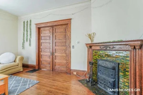 $474,900 | 201 Lafayette Avenue Northeast, Grand Rapids, MI 49503