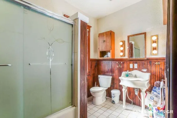$474,900 | 201 Lafayette Avenue Northeast, Grand Rapids, MI 49503