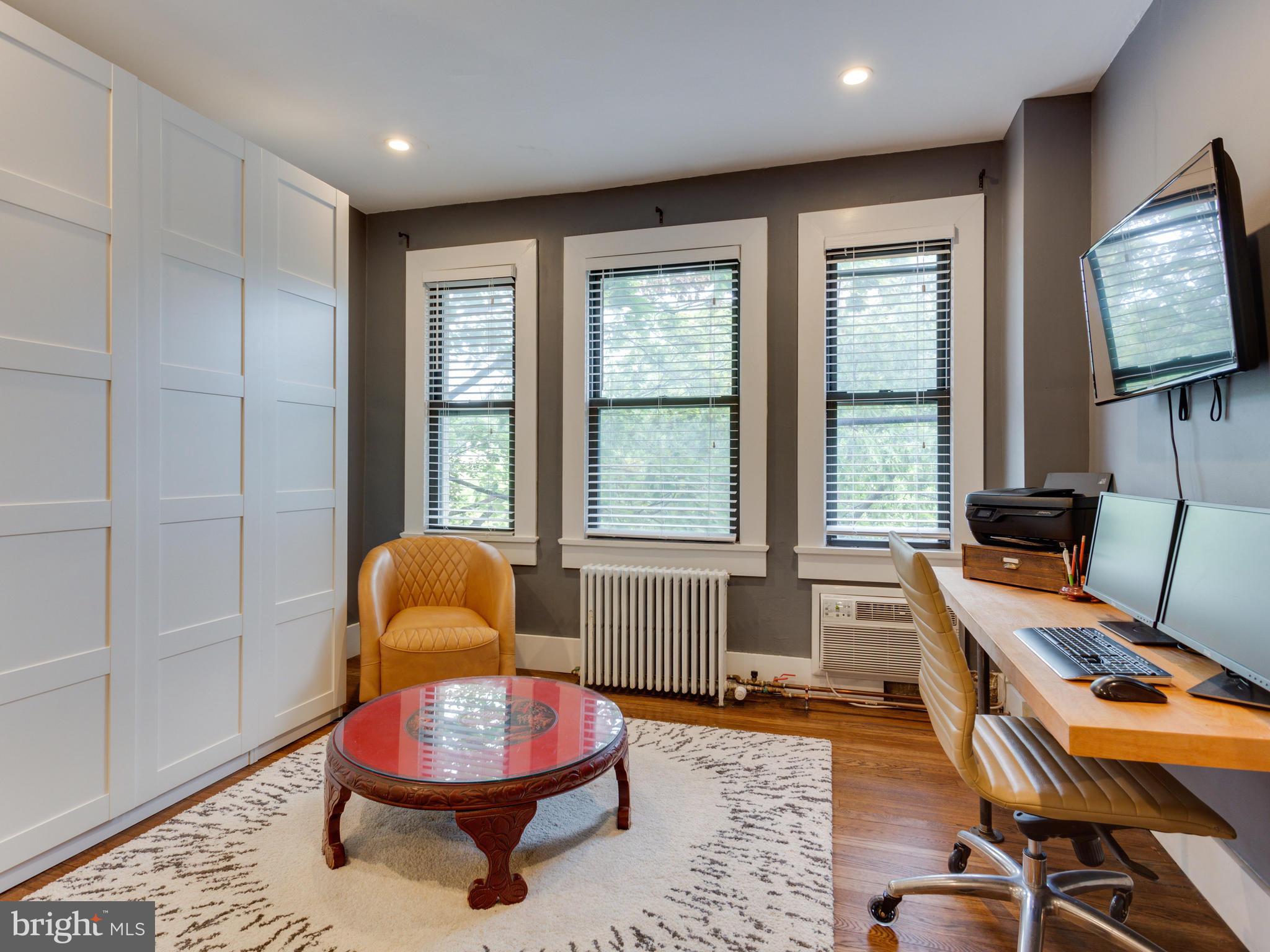3616 Connecticut Avenue Northwest, Unit 300 Washington, DC 20008 - Photo 10 of 17 Bedroom (Master)