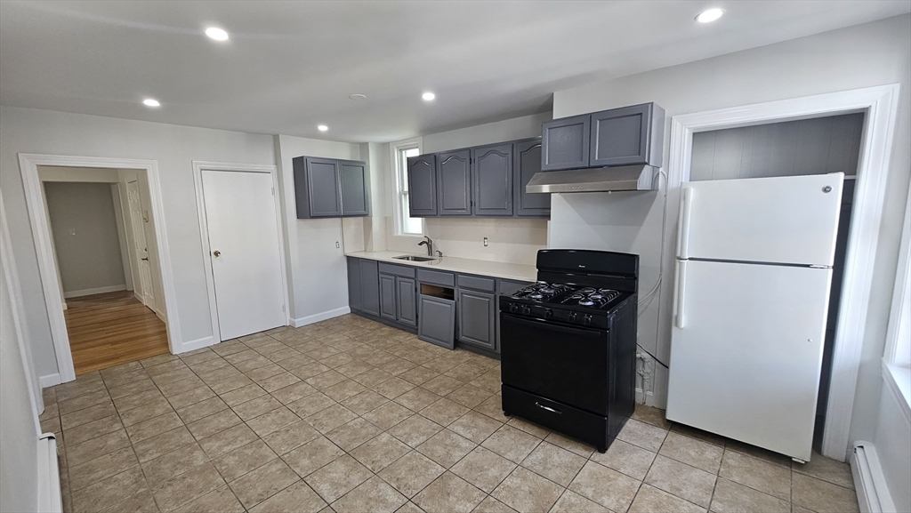 198 Chelsea Street, Unit 3 Boston, MA 02128 - Photo 5 of 11
