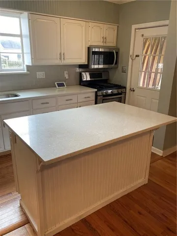 $1,800 | 623 5th Street, Oakmont, PA 15139