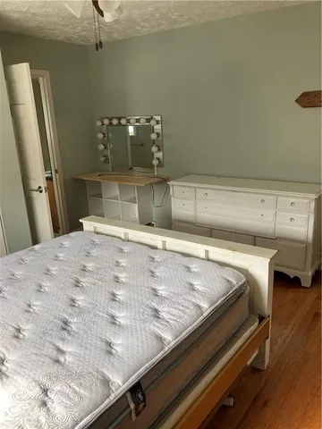 $1,800 | 623 5th Street, Oakmont, PA 15139