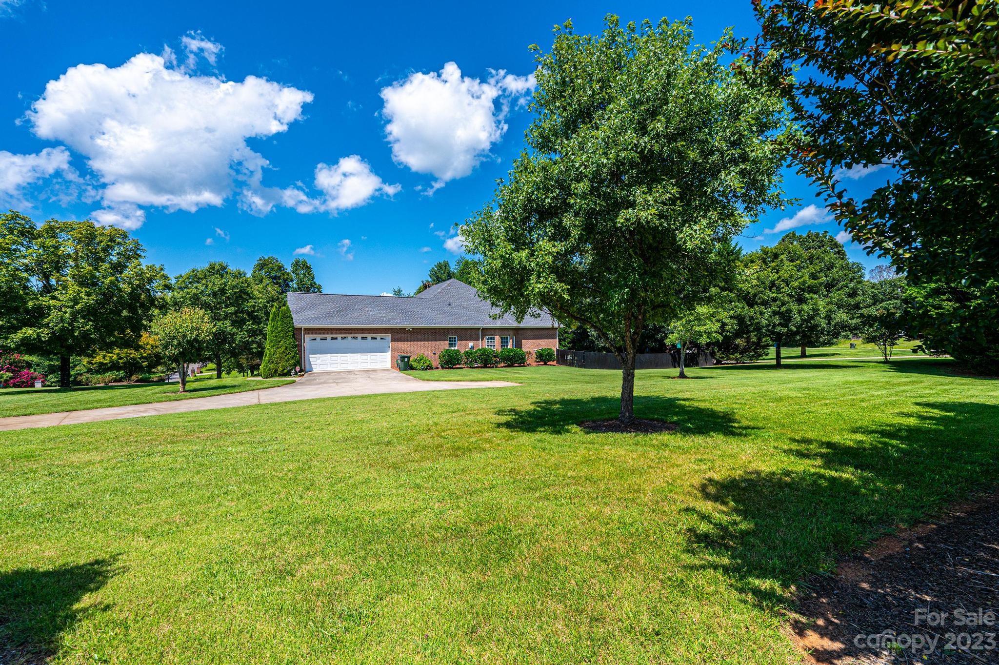 111 Merlins Way Hudson, NC 28638 - Photo 5 of 46 Gallery Image 5