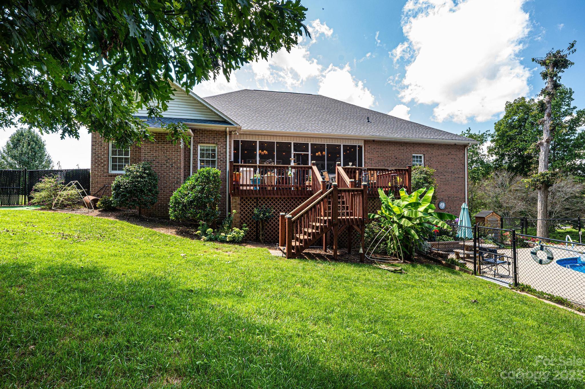 111 Merlins Way Hudson, NC 28638 - Photo 6 of 46 Gallery Image 6