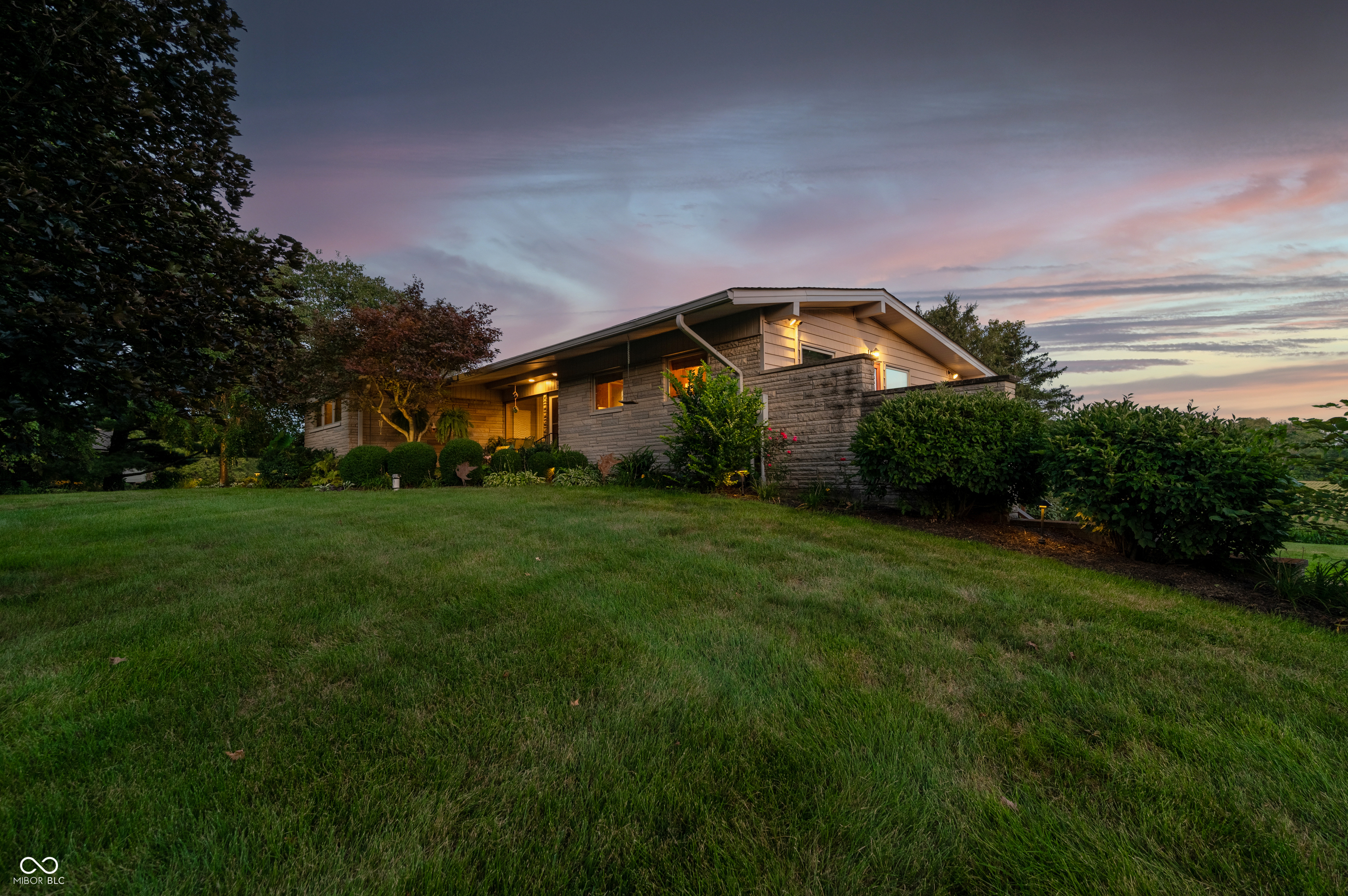 675 Hospital Road Franklin, IN 46131 - Photo 9 of 100 Gallery Image 9