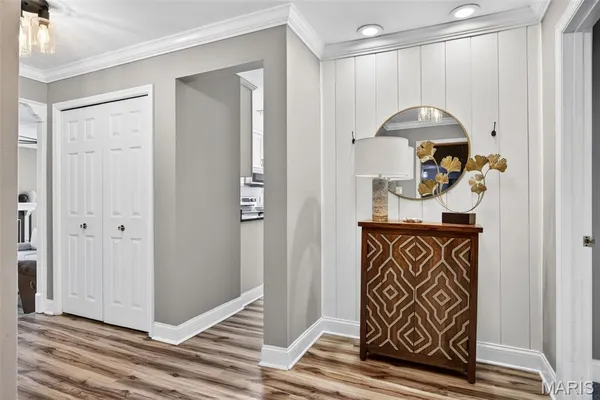 $279,000 | 1614 Lake Knoll Drive, Unit 1L, Lake St. Louis, MO 63367