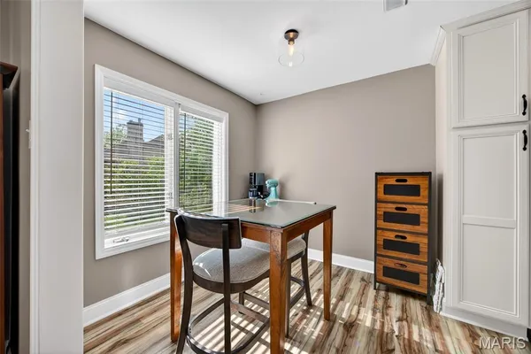 $279,000 | 1614 Lake Knoll Drive, Unit 1L, Lake St. Louis, MO 63367