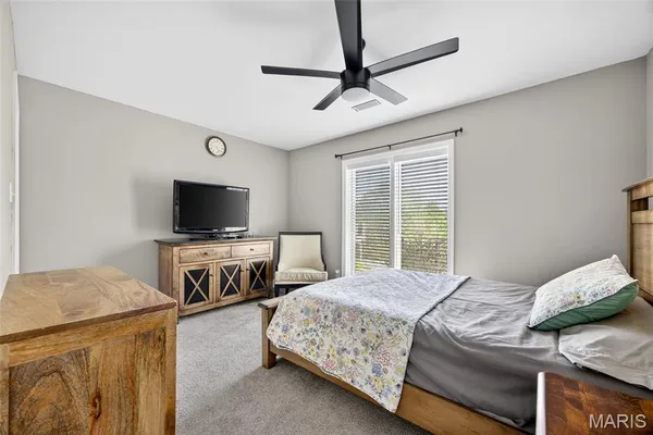 $279,000 | 1614 Lake Knoll Drive, Unit 1L, Lake St. Louis, MO 63367