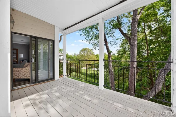 $279,000 | 1614 Lake Knoll Drive, Unit 1L, Lake St. Louis, MO 63367