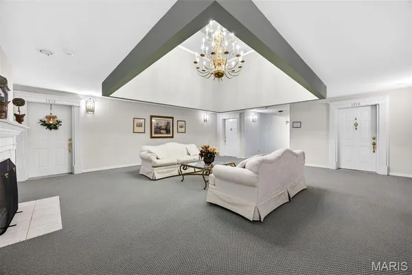 $279,000 | 1614 Lake Knoll Drive, Unit 1L, Lake St. Louis, MO 63367