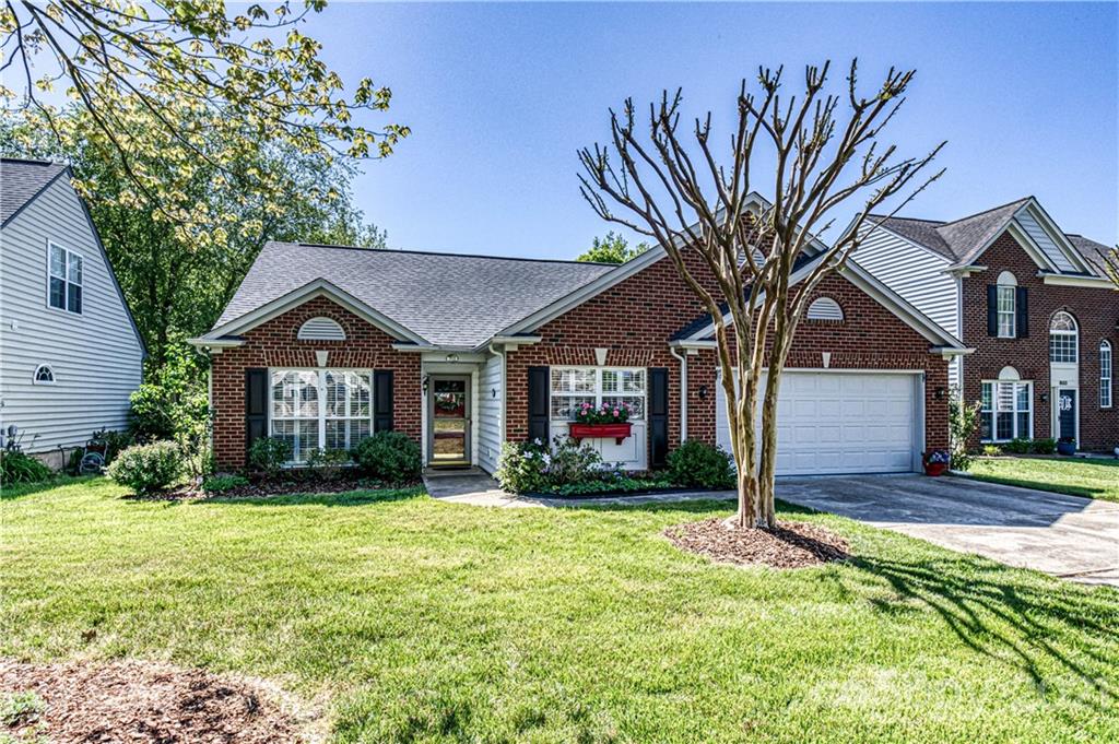 713 Clearbrook Road Matthews, NC 28105 - Photo 1 of 26 Gallery Image 1