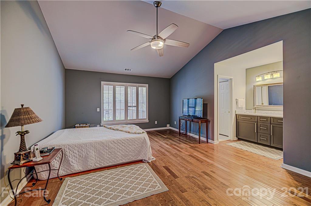 713 Clearbrook Road Matthews, NC 28105 - Photo 14 of 26 Gallery Image 14