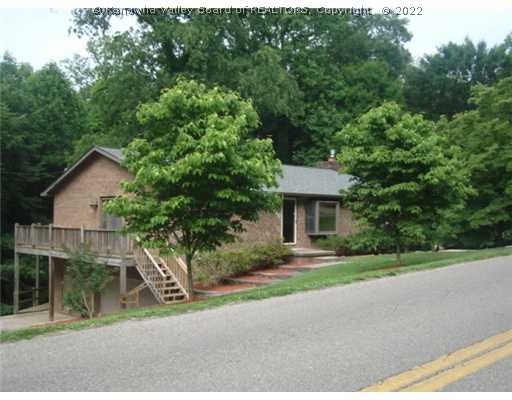 630 Strawberry Road St. Albans, WV 25177 - Photo 2 of 16 Exterior Front.