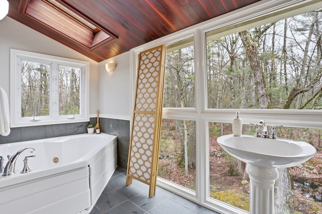 400 Rutland Street Carlisle, MA 01741 - Photo 22 of 42 Gallery Image 22