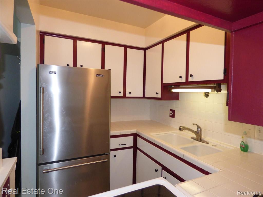 27140 Spaulding Road, Unit 43 New Hudson, MI 48165 - Photo 11 of 31