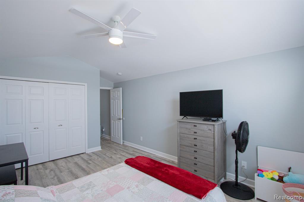 46543 Dequindre Road Rochester Hills, MI 48307 - Photo 17 of 31