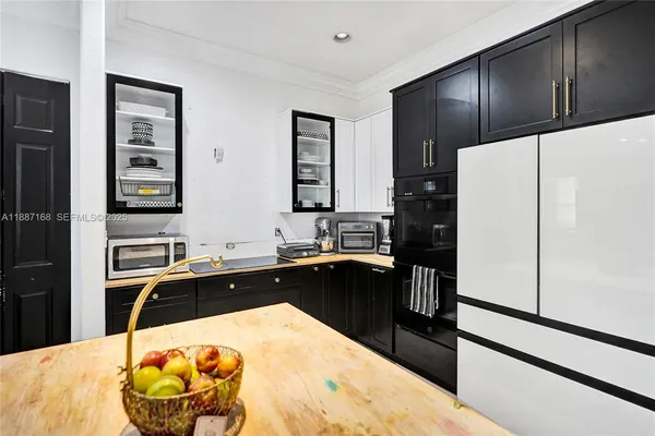 $750,000 | 8824 Cobblestone Point Circle, Boynton Beach, FL 33472