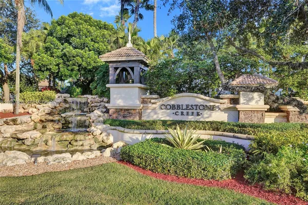 $750,000 | 8824 Cobblestone Point Circle, Boynton Beach, FL 33472