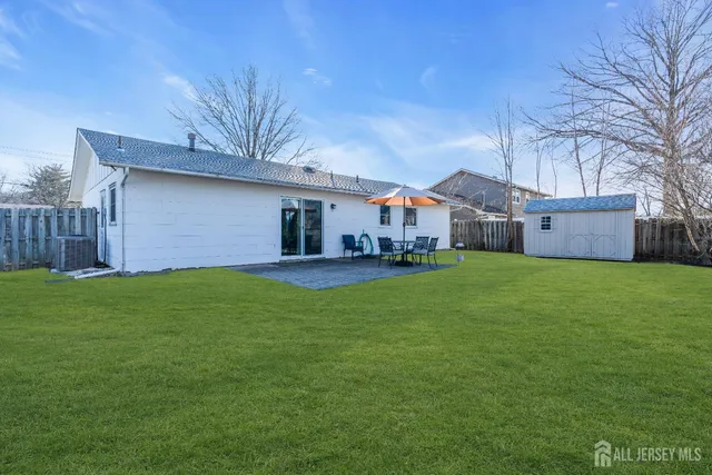 $535,000 | 37 10th Avenue, Monroe Township, NJ 08831