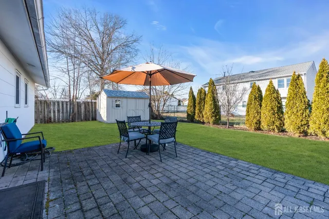 $535,000 | 37 10th Avenue, Monroe Township, NJ 08831