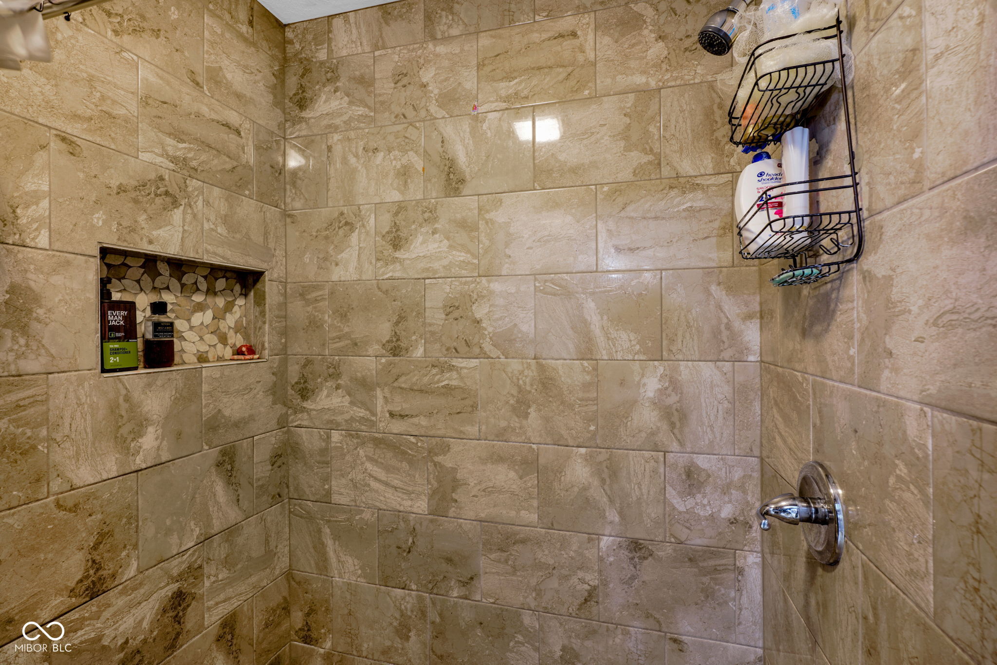 2251 Reston Lane Columbus, IN 47203 - Photo 28 of 43 Gallery Image 28
