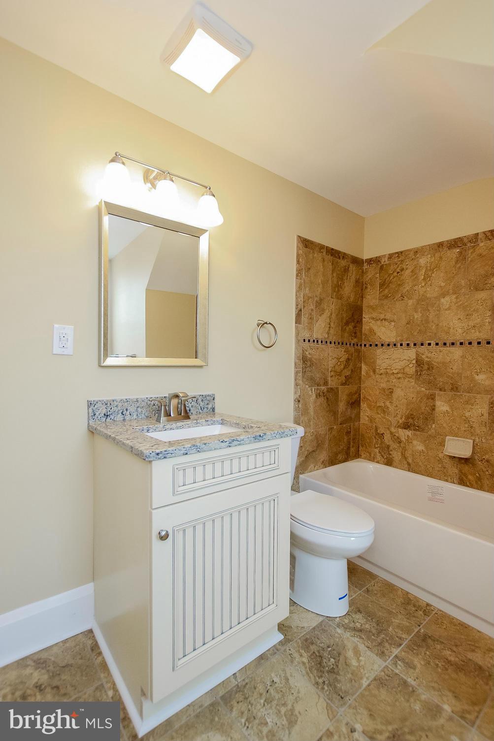 2701 Alden Road Baltimore, MD 21234 - Photo 21 of 30 Bath
