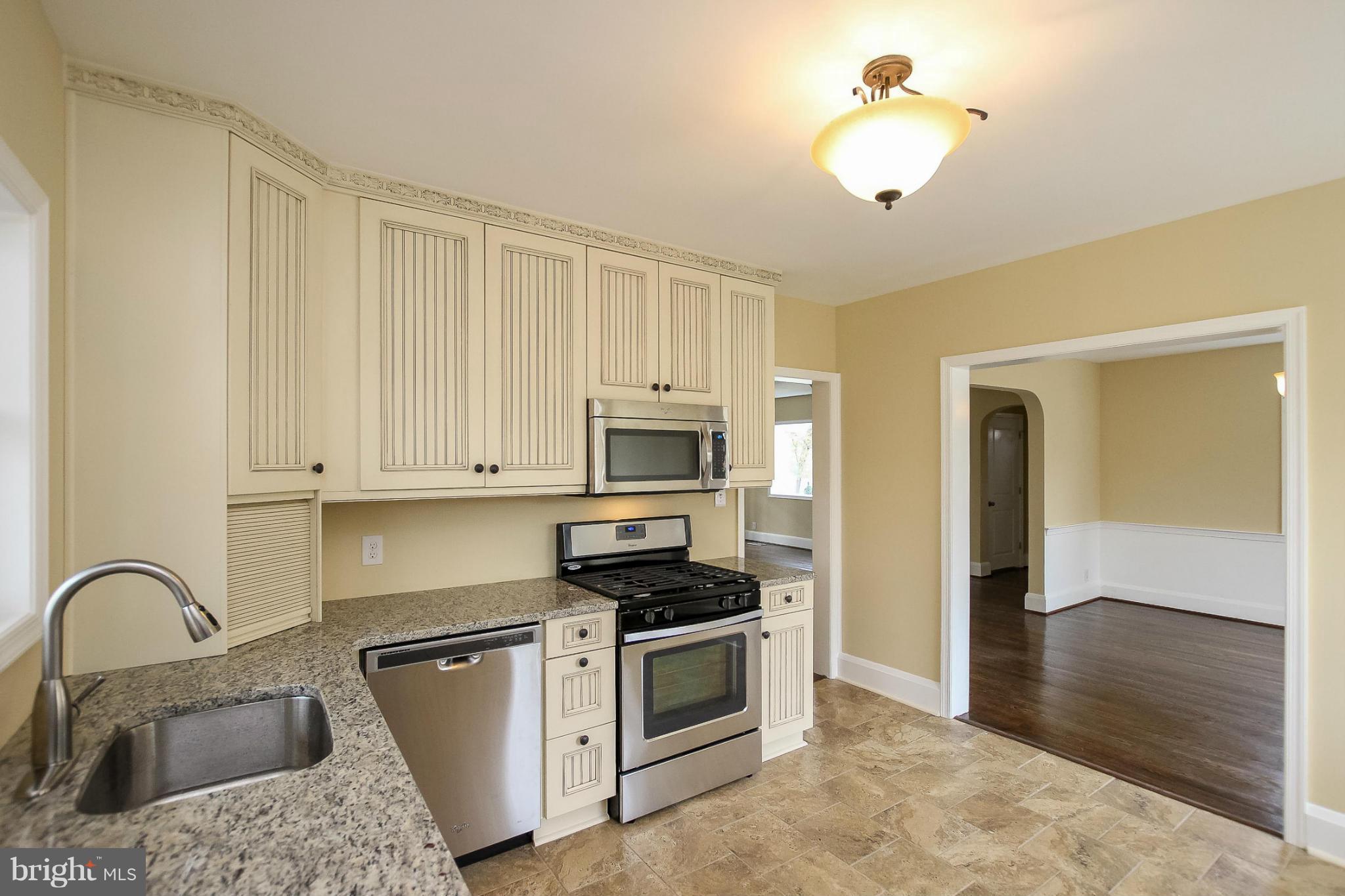 2701 Alden Road Baltimore, MD 21234 - Photo 7 of 30 Kitchen