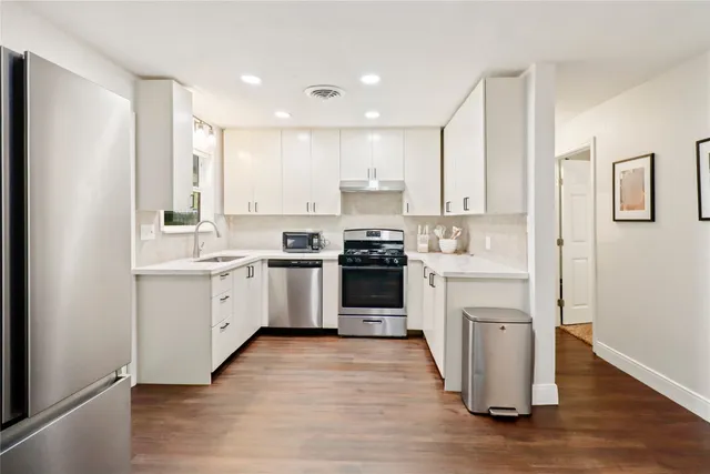 $179,000 | 916 North Chenango Street, Angleton, TX 77515