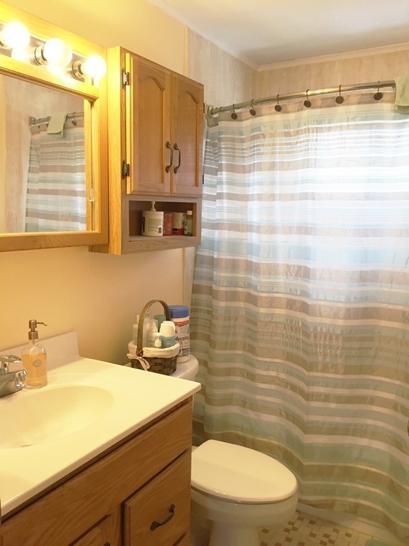 83 R Hobart Street, Unit B6 Danvers, MA 01923 - Photo 8 of 12 Gallery Image 8