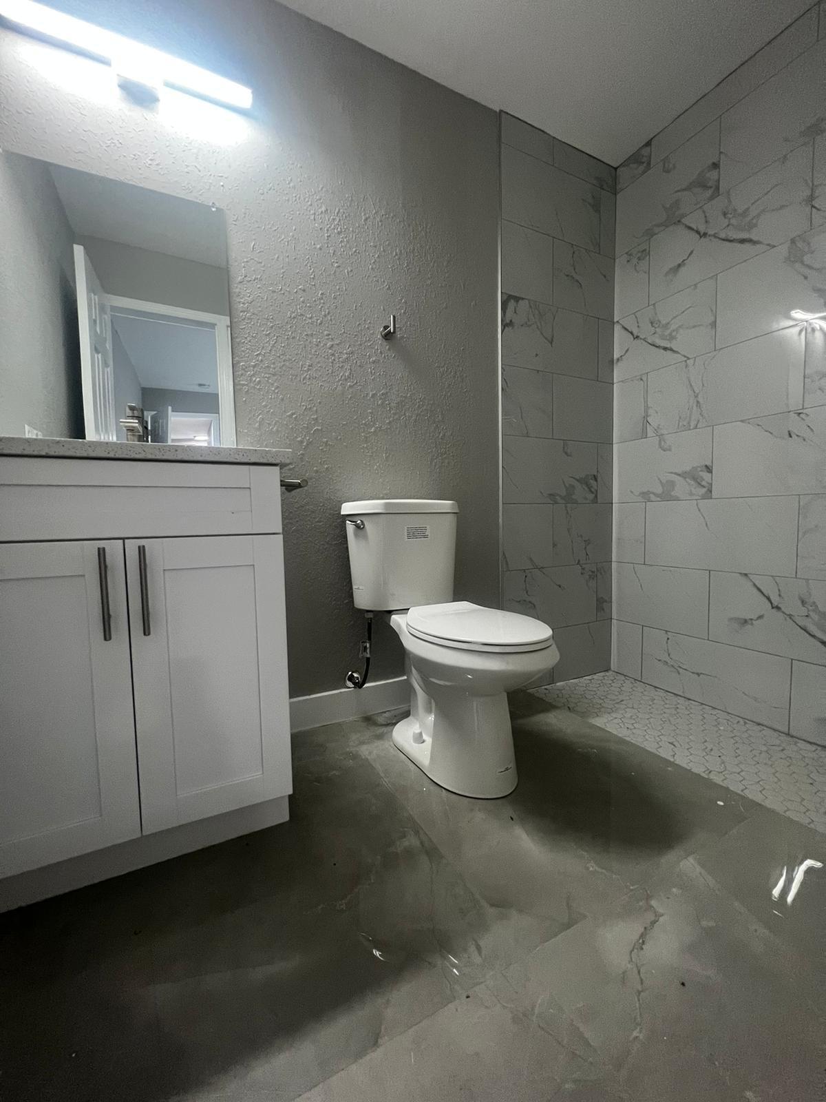 4585 Betelnut Street Boca Raton, FL 33428 - Photo 10 of 27 Master Bathroom
