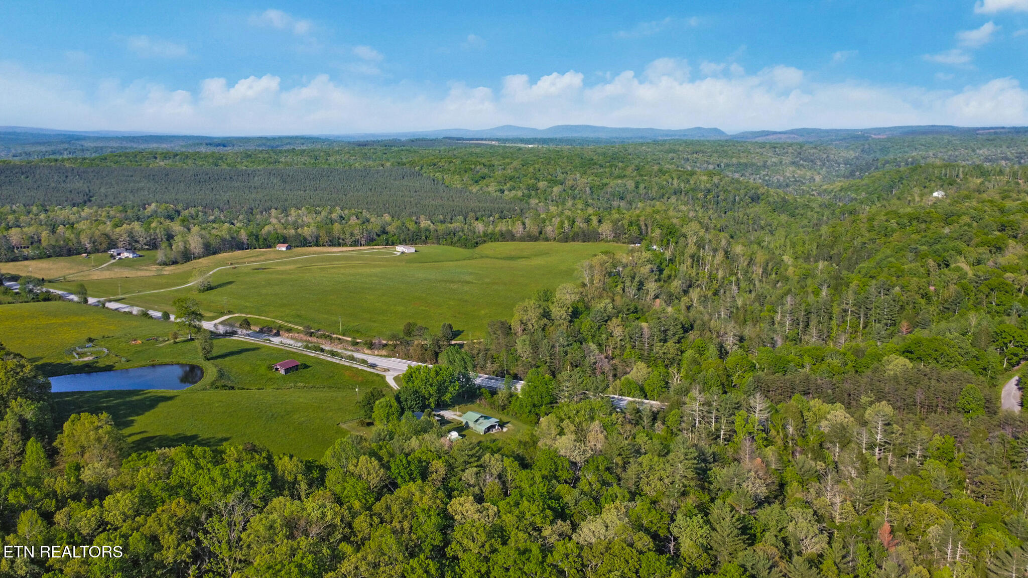 12499 Highway 68 Grandview, TN 37337 - Photo 4 of 29 dji_0639-dji_0641