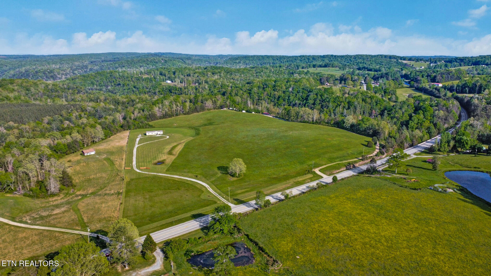 12499 Highway 68 Grandview, TN 37337 - Photo 5 of 29 dji_0642-dji_0644