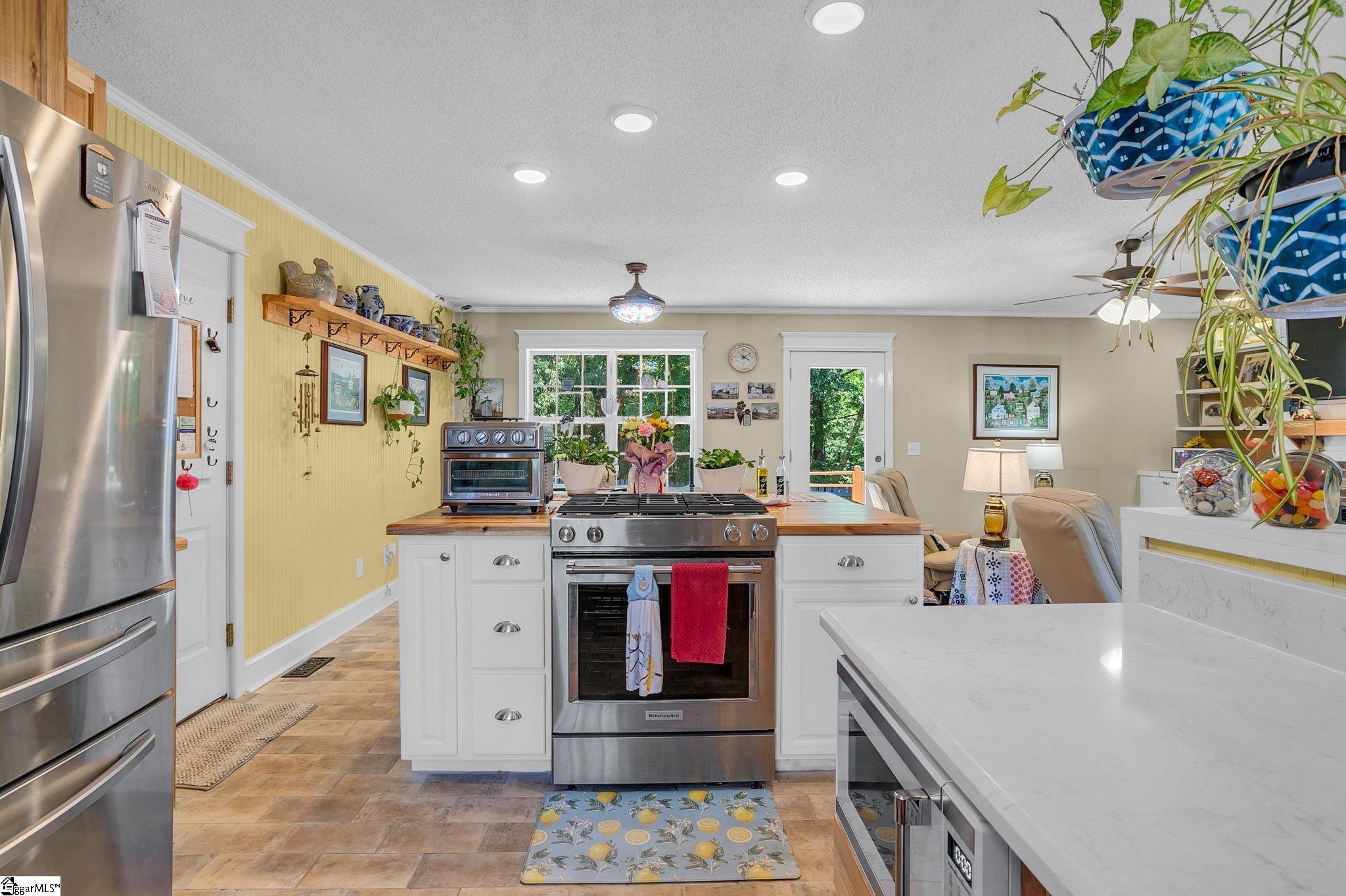 211 Tripp Street Williamston, SC 29697 - Photo 11 of 50
