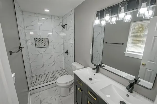 $275,000 | 308 Robin Hood Drive, Covington, LA 70433