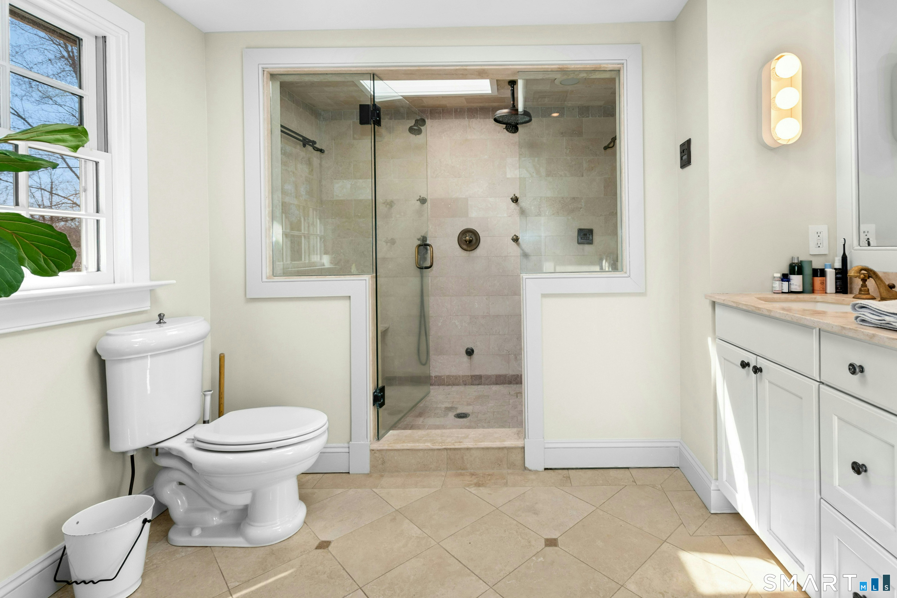 87 Cedar Lane Ridgefield, CT 06877 - Photo 17 of 36