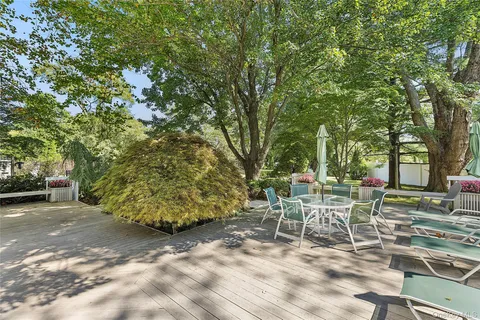 $1,599,000 | 54 Dix Woods Drive, Melville, NY 11747