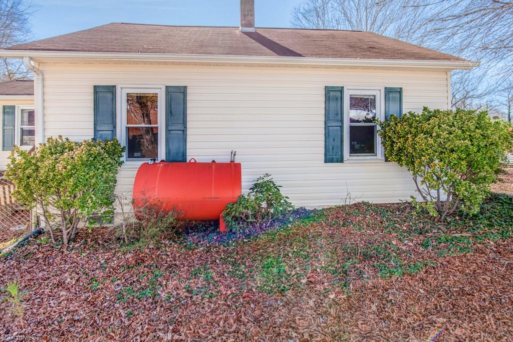 2158 Little Elkin Church Road Ronda, NC 28670 - Photo 26 of 33