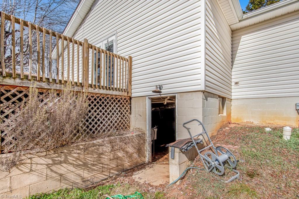 2158 Little Elkin Church Road Ronda, NC 28670 - Photo 28 of 33