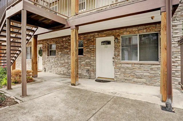 $1,350 | 1449 Heights Boulevard, Unit 110, Houston, TX 77008