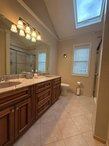 $889,000 | 40 Winnecomac Circle, Kings Park, NY 11754