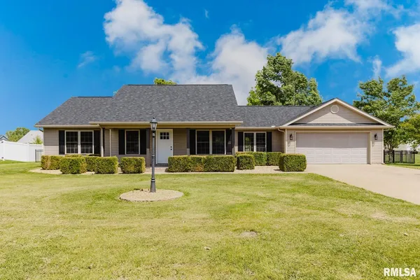 $282,500 | 3216 Palomino Court, Herrin, IL 62948