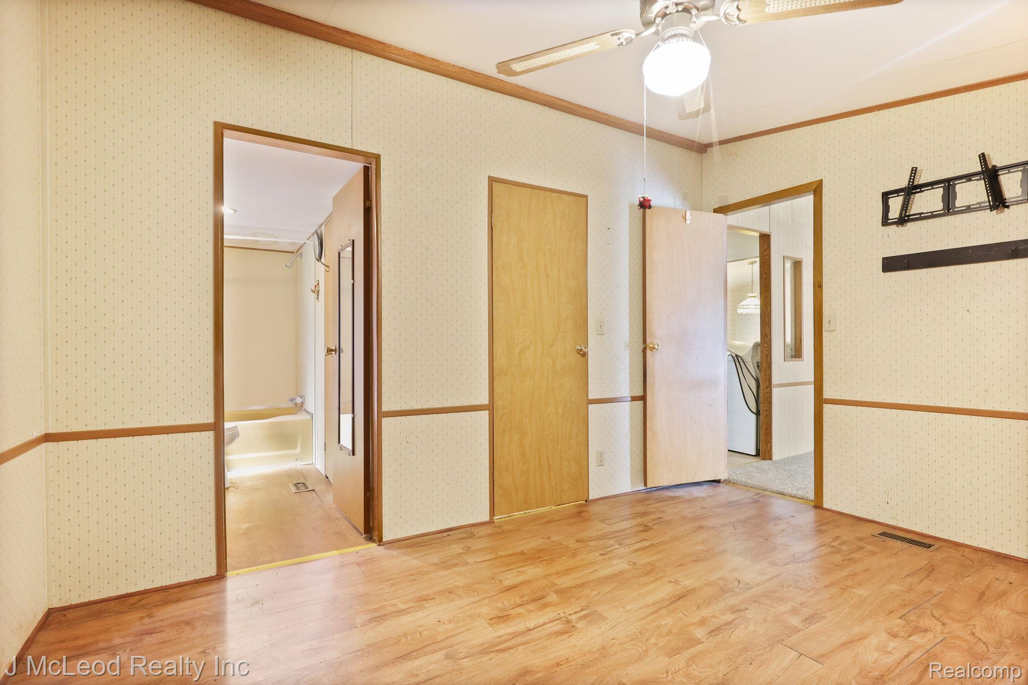 4198 South Kirk Road Vassar, MI 48768 - Photo 18 of 37 18-web-or-mls-4198 Kirk Rd-11.jpg