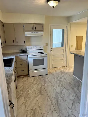 $171,900 | 840 East Dorris Avenue, Mountain Grove, MO 65711