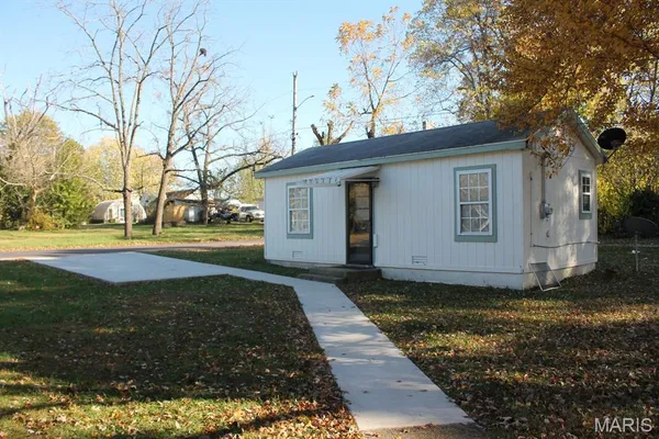$171,900 | 840 East Dorris Avenue, Mountain Grove, MO 65711