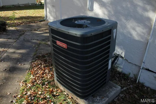 $171,900 | 840 East Dorris Avenue, Mountain Grove, MO 65711