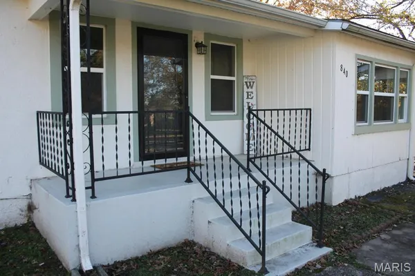 $171,900 | 840 East Dorris Avenue, Mountain Grove, MO 65711