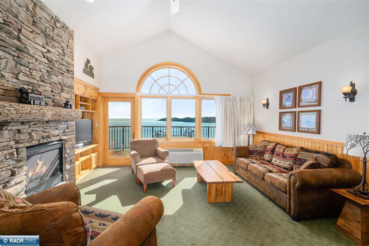 1412 Burlington Road Two Harbors, MN 55616 - Photo 5 of 46
