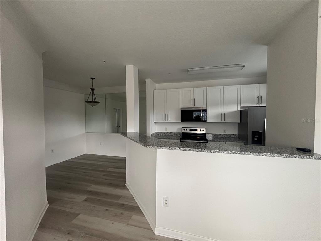 4802 51st Street West, Unit 322 Bradenton, FL 34210 - Photo 8 of 18